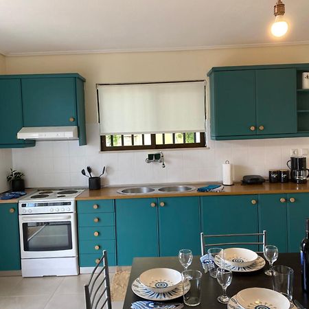 Coastal Haven Apartment Kalamata Exterior photo